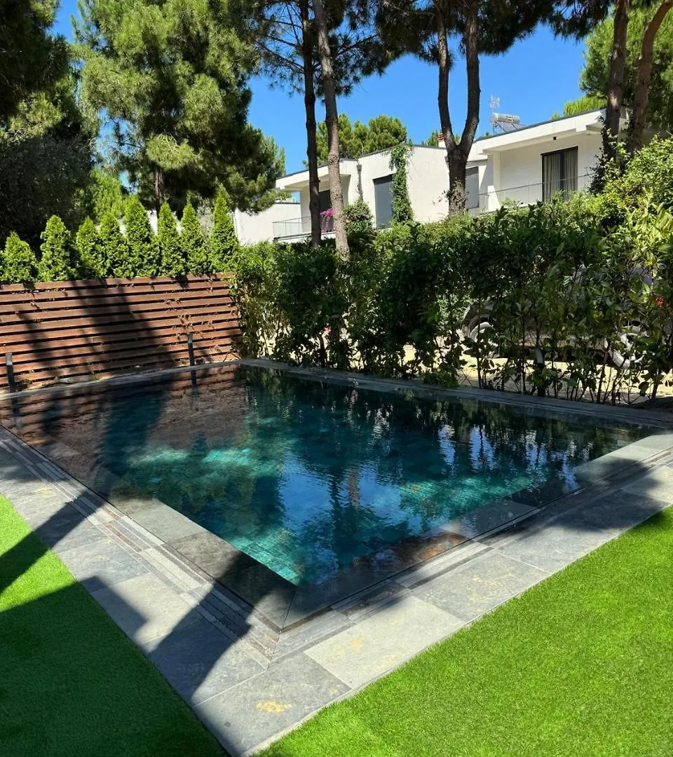 Peonia Villa Valamar Durrës Albánie